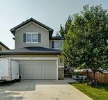 3 Bed 2.5 Bath + Bonus space Main Floor