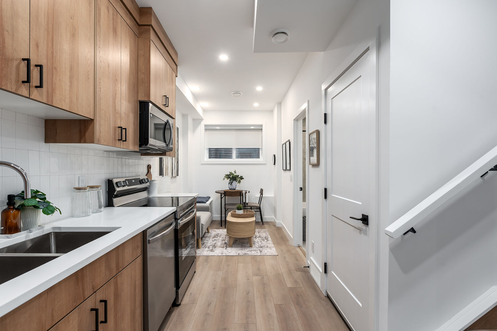 Calgary 1 bedroom Basement for rent. Property photo: 750162-1