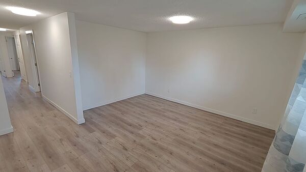Calgary 3 bedrooms Basement for rent. Property photo: 750198-3