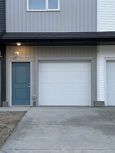 Calgary 2 + Den bedrooms Townhouse for rent. Property photo: 750262-2