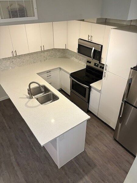 Calgary 2 bedrooms Basement for rent. Property photo: 750265-3