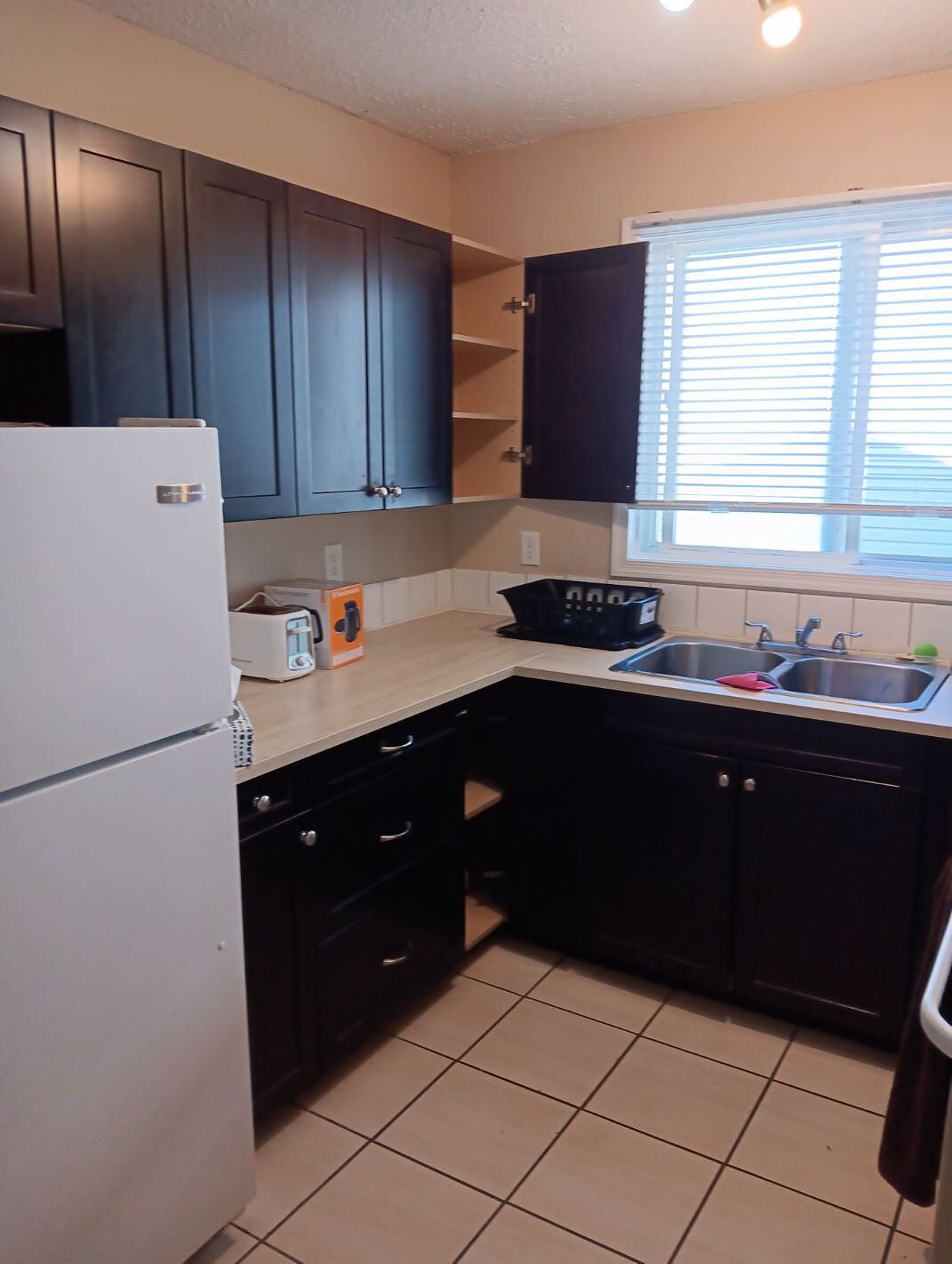 Calgary 4 bedrooms Townhouse for rent. Property photo: 750291-1