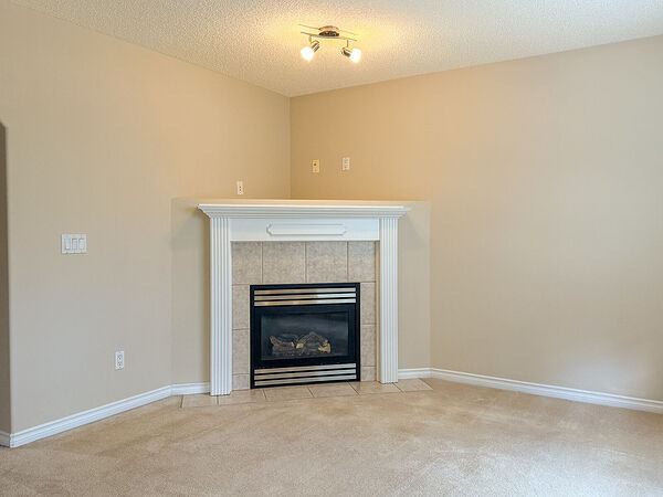 Edmonton 3 bedrooms House for rent. Property photo: 750348-3