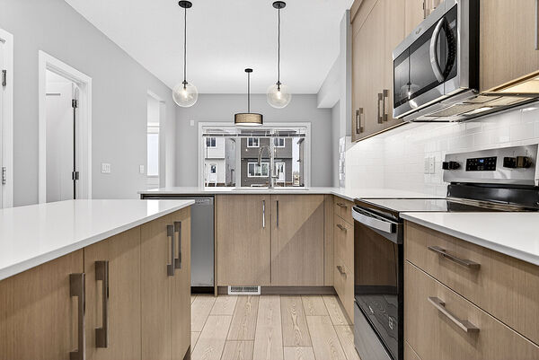 Calgary 3 + Den bedrooms House for rent. Property photo: 750486-3