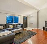 Lower bedroom/den/private bathroom