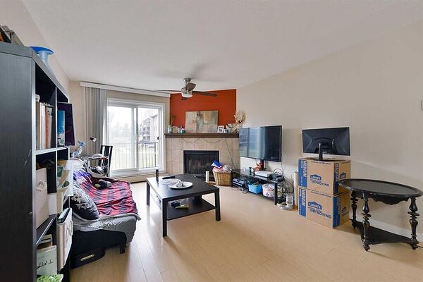 Calgary 2 bedrooms Condo Unit for rent. Property photo: 750652-2