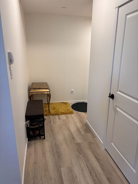 Calgary 2 bedrooms Condo Unit for rent. Property photo: 750818-3