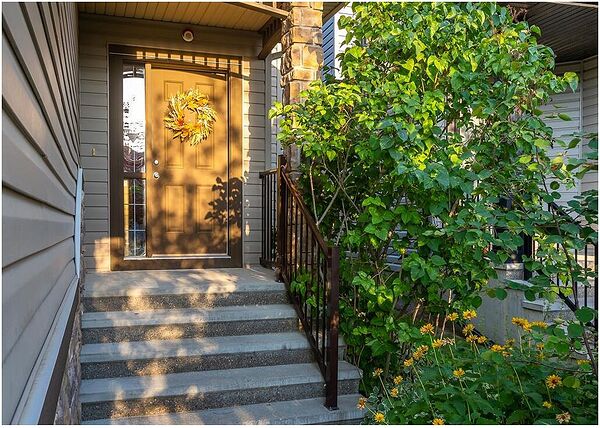 Calgary 3 + Den bedrooms House for rent. Property photo: 750825-2