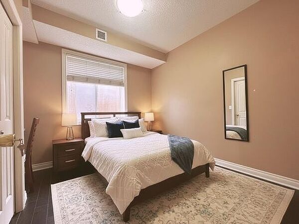 Calgary 2 bedrooms Room For Rent for rent. Property photo: 750890-2