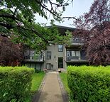 1 Bedroom in Sunnyside