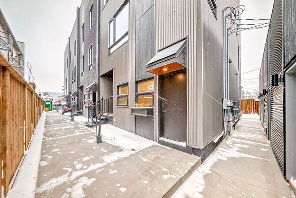 Calgary 1 bedroom Basement for rent. Property photo: 750944-2