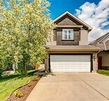 Beautiful Fully Finished Home for Rent |Basement and garage included -Must See!!