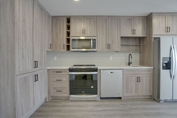 Calgary 1 bedroom Condo Unit for rent. Property photo: 751123-3