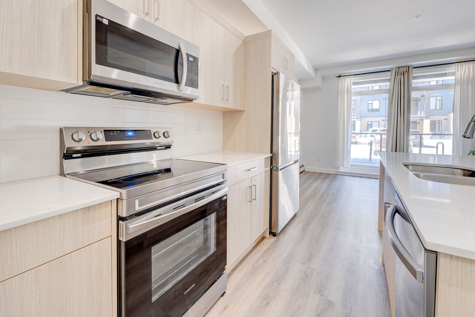 Calgary 2 bedrooms Condo Unit for rent. Property photo: 751284-1