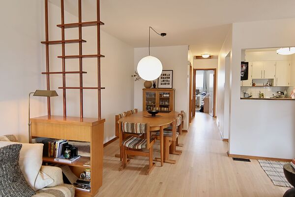 Calgary 2 bedrooms Duplex for rent. Property photo: 751307-2