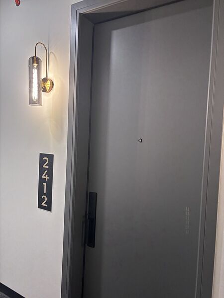 Calgary 2 + Den bedrooms Condo Unit for rent. Property photo: 751397-2