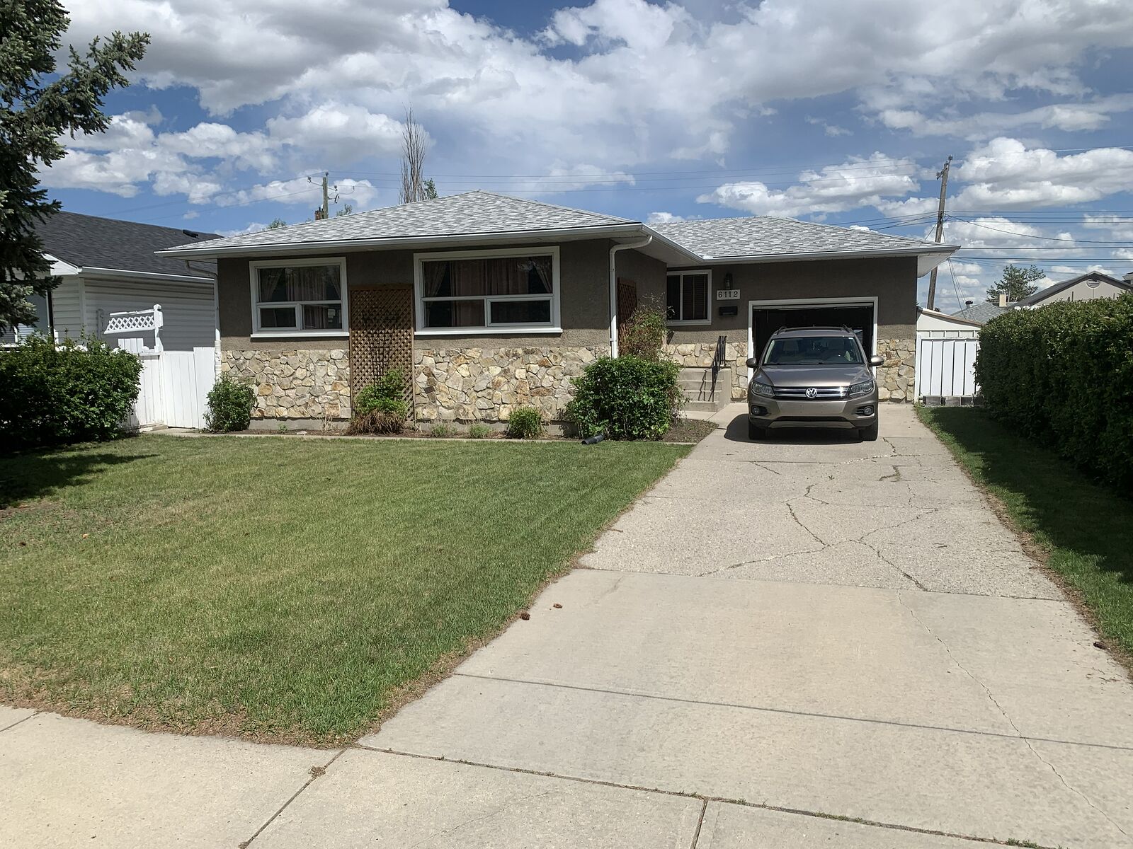Calgary 2 bedrooms Basement for rent. Property photo: 751416-1