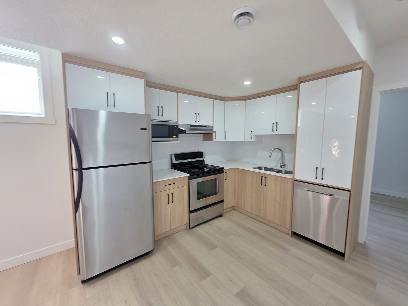 Calgary 2 bedrooms Basement for rent. Property photo: 751434-1