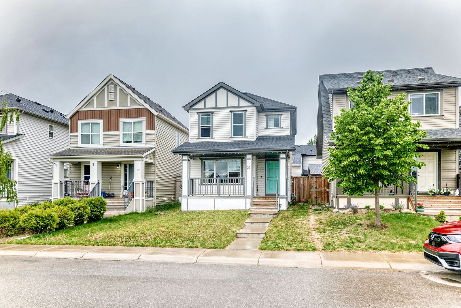Calgary 4 bedrooms House for rent. Property photo: 751449-1