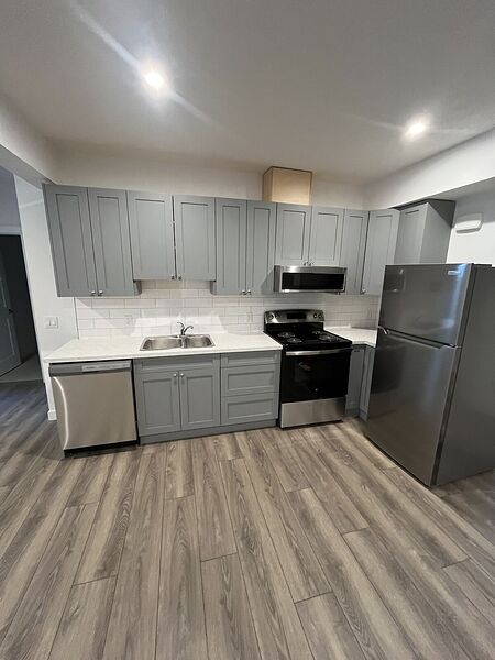 Calgary 2 bedrooms Basement for rent. Property photo: 751466-3
