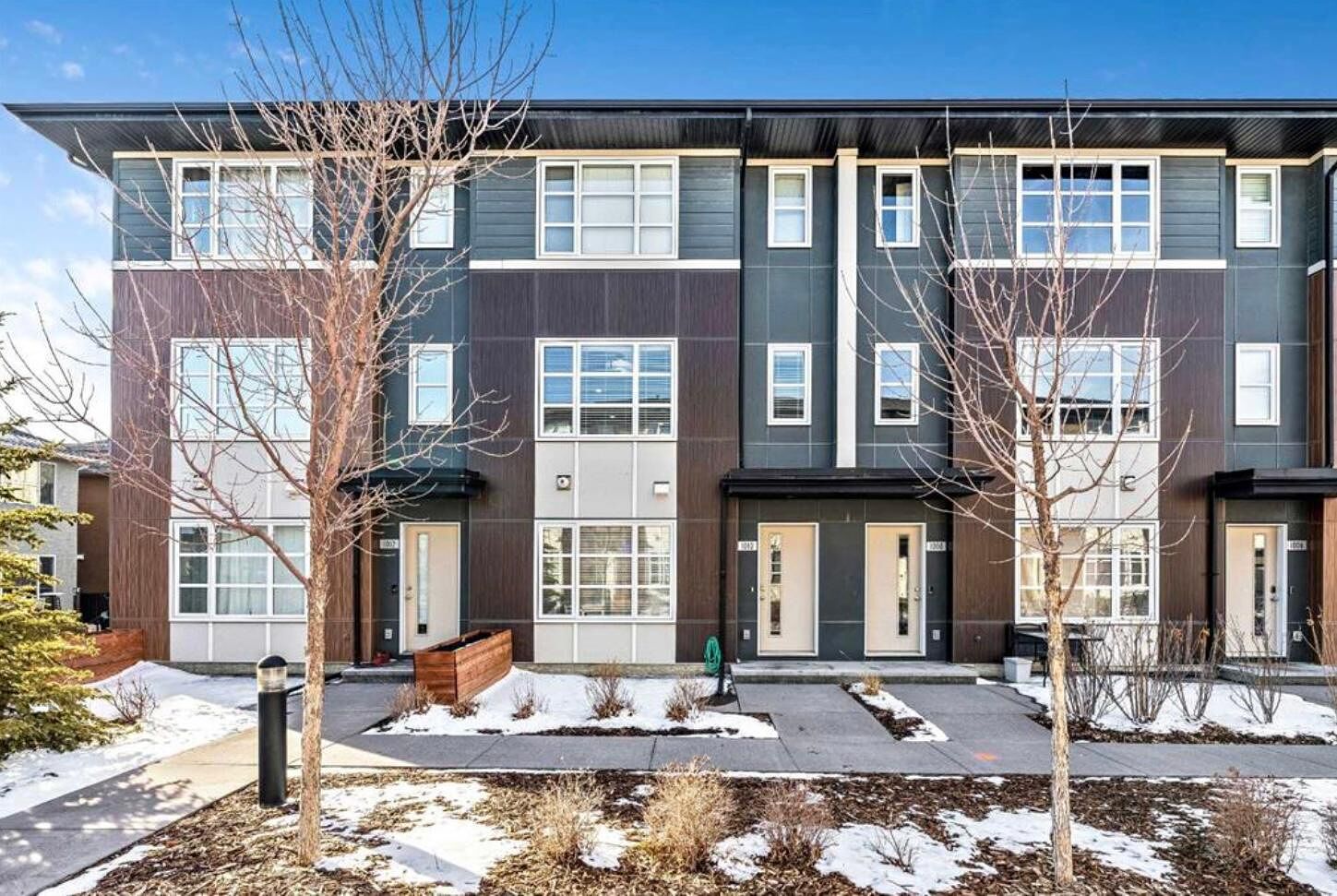 Calgary 4 bedrooms House for rent. Property photo: 751499-1