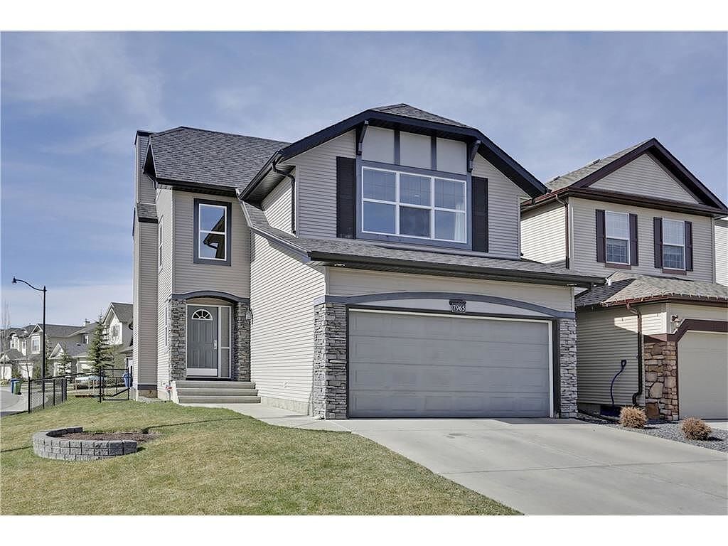 Calgary 3 bedrooms House for rent. Property photo: 751571-1