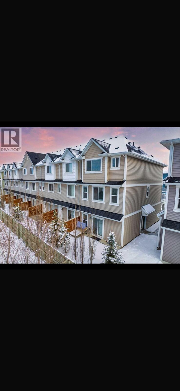 Calgary 4 bedrooms Townhouse for rent. Property photo: 751612-1