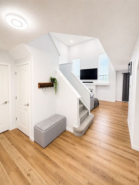Calgary 3 + Den bedrooms House for rent. Property photo: 751636-3