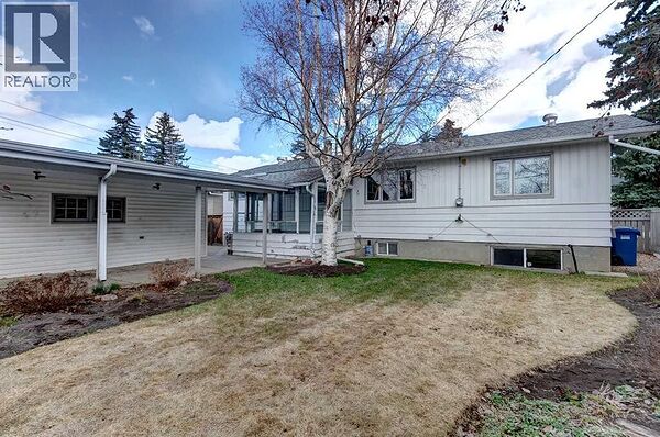 Calgary 4 bedrooms House for rent. Property photo: 751660-3