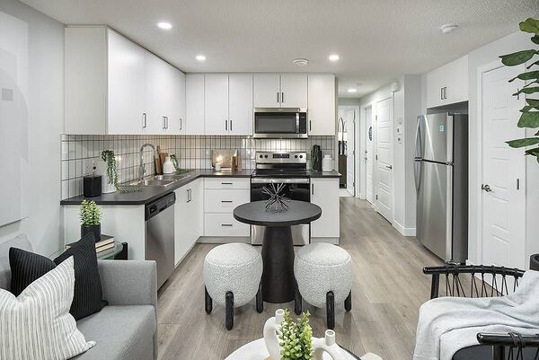 Calgary 2 bedrooms Basement for rent. Property photo: 751783-3