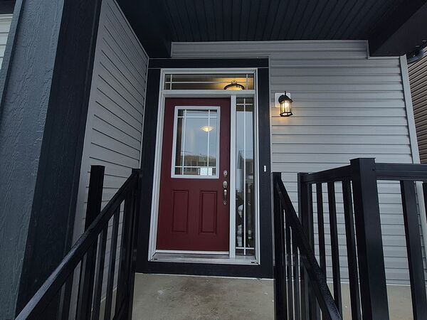 Calgary 3 bedrooms Main Floor for rent. Property photo: 751786-2