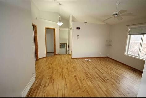 Calgary 3 bedrooms Main Floor for rent. Property photo: 751804-3