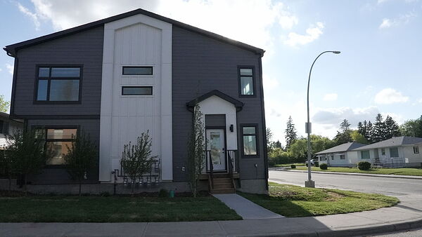 Calgary 2 bedrooms Townhouse for rent. Property photo: 751862-3