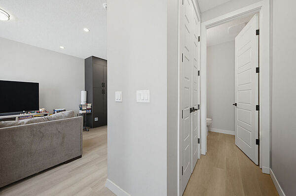 Calgary 2 bedrooms Townhouse for rent. Property photo: 751872-3
