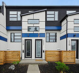 Stunning 2 Bed 2 Bath Townhouse!