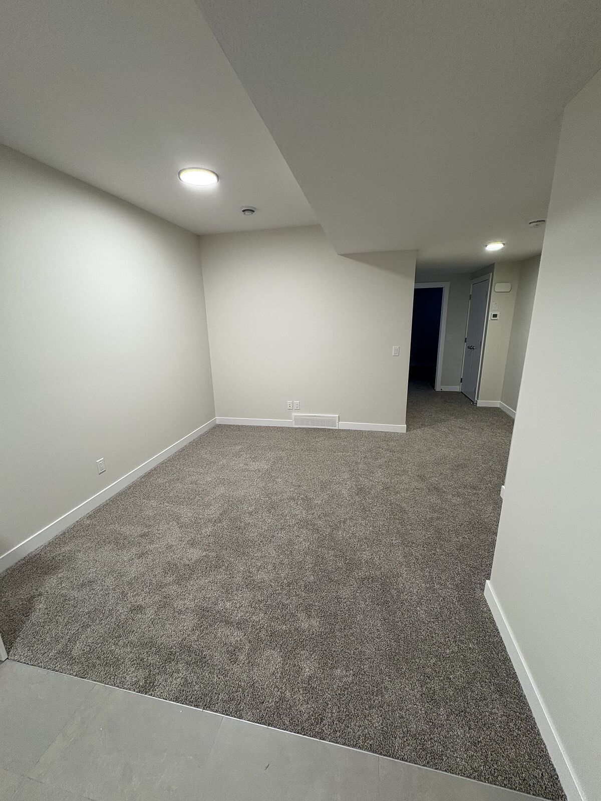 Calgary 2 + Den bedrooms Basement for rent. Property photo: 751931-1