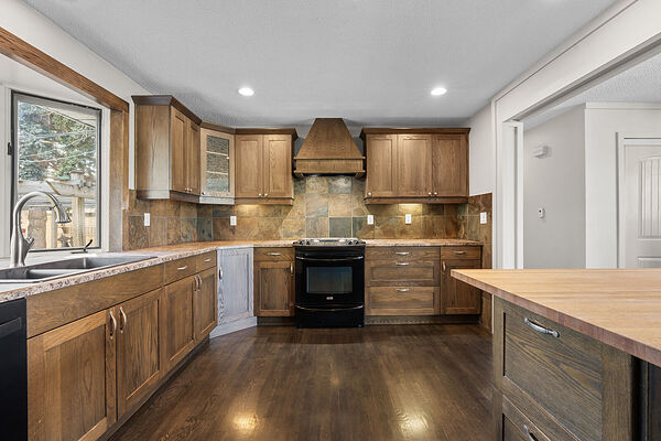 Calgary 3 bedrooms Main Floor for rent. Property photo: 751934-2
