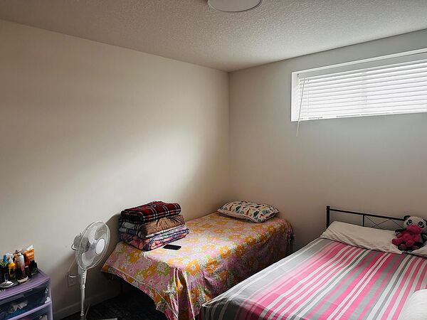 Calgary 1 + Den bedrooms Basement for rent. Property photo: 752041-3