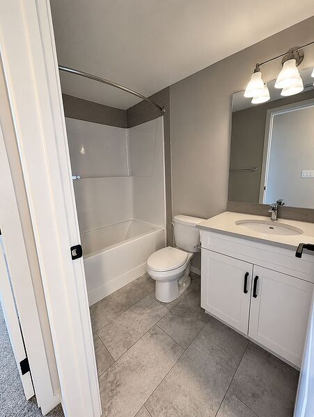 Calgary 2 bedrooms Basement for rent. Property photo: 752107-3