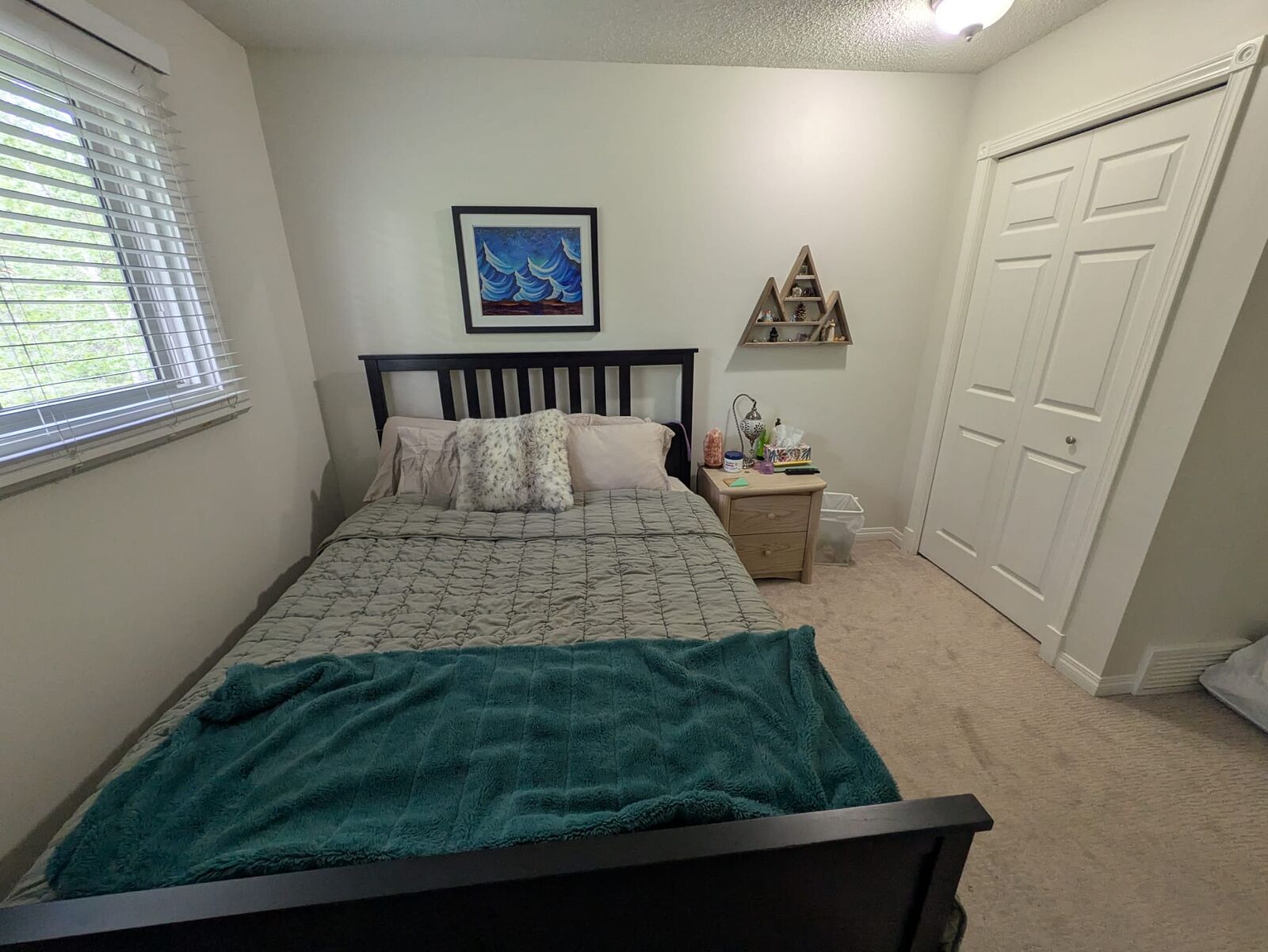Calgary 1 bedroom Room For Rent for rent. Property photo: 752321-1