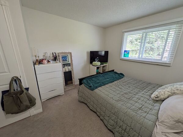 Calgary 1 bedroom Room For Rent for rent. Property photo: 752321-2