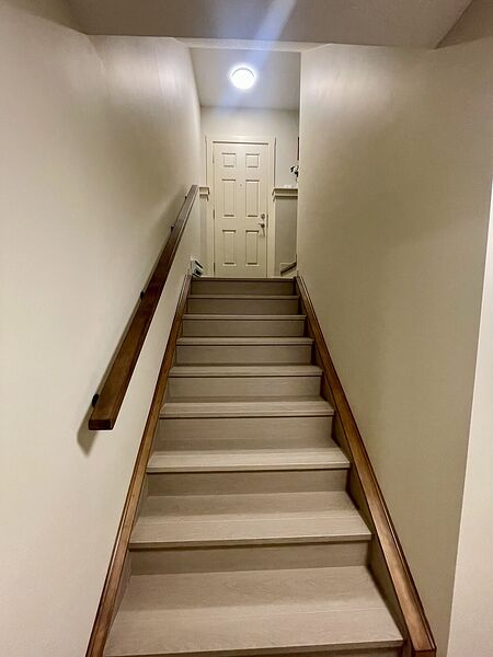 Calgary 1 bedroom Basement for rent. Property photo: 752361-2