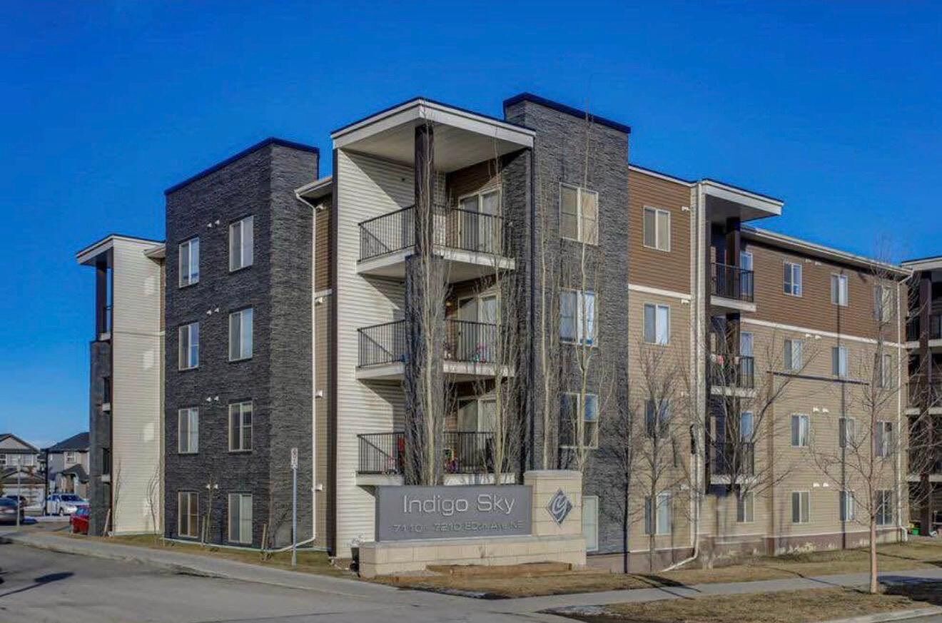Calgary 2 + Den bedrooms Condo Unit for rent. Property photo: 752363-1