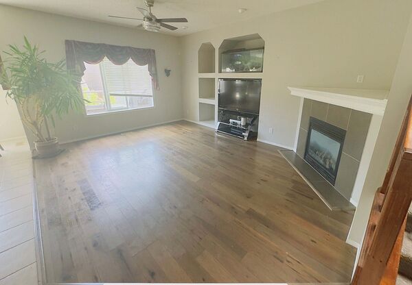 Calgary 3 + Den bedrooms House for rent. Property photo: 752364-3