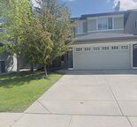 3-Bedroom 2.5 Bath + Den + Double Front Garage, Renovated Home in Evergreen SW