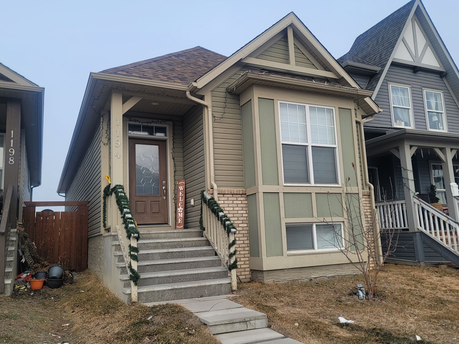 Calgary 4 bedrooms House for rent. Property photo: 752435-1