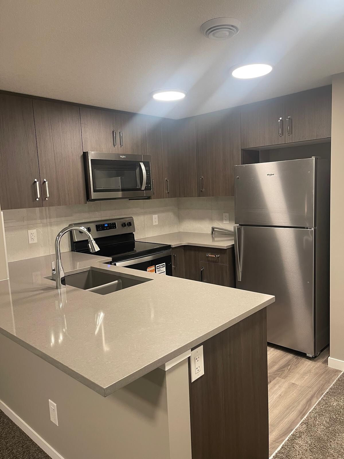 Calgary 2 bedrooms Basement for rent. Property photo: 752472-1