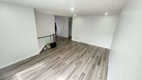 Calgary 4 bedrooms House for rent. Property photo: 752473-3