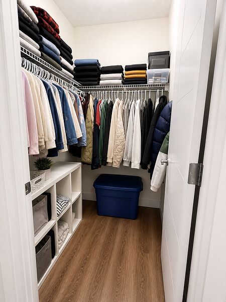 Calgary 1 + Den bedrooms Condo Unit for rent. Property photo: 752478-2