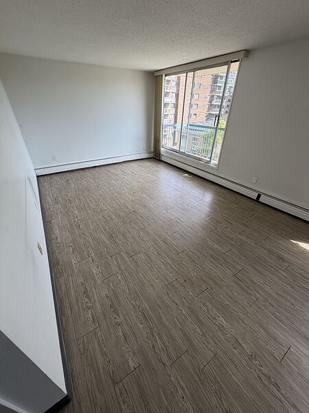 Calgary 1 bedroom Apartment for rent. Property photo: 752498-3